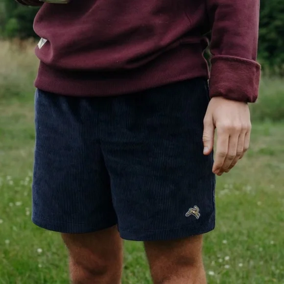 Tracksmith Cross Country Corduroy Shorts in size Medium - Picture 6 of 6